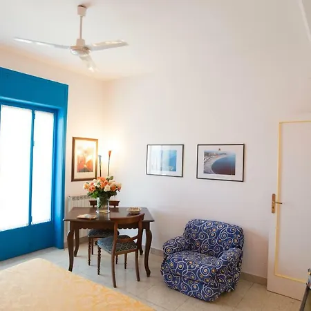 Emiolia Apartamento *